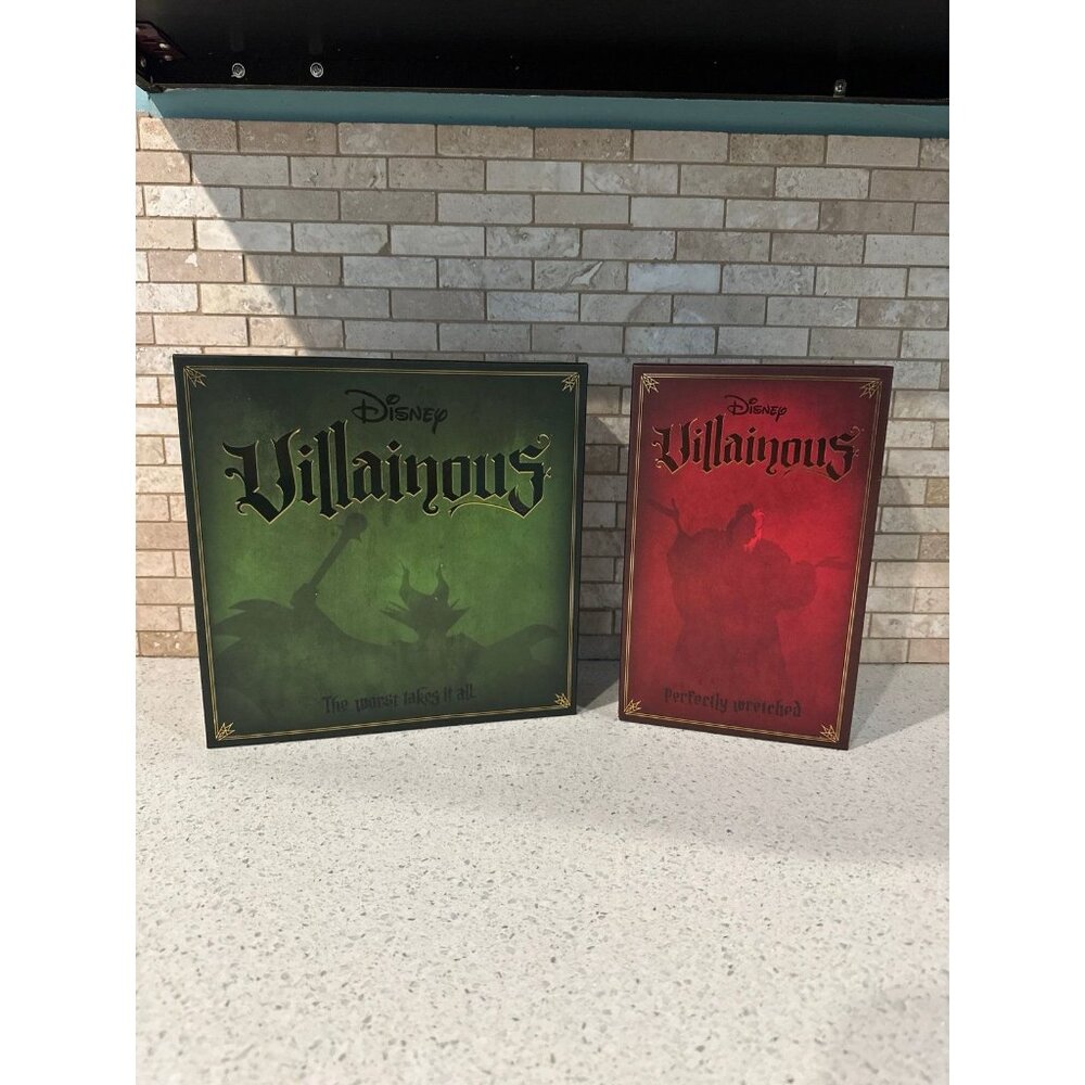 Family Game - Disney Villainous bundle new sealed
